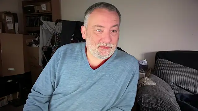 Snapshot of LondonTeffy chatting on December 1, 11:04 am LondonTeffy online show from December 1, 11:04 am