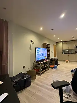 LondonTeffy online show from January 12, 10:15 pm