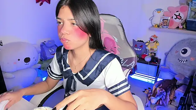 Snapshot of cutestephuwu chatting on September 23, 11:30 pm cutestephuwu online show from September 23, 11:30 pm