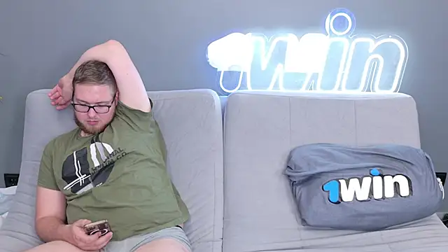 Ksenny online show from December 22, 3:55 pm