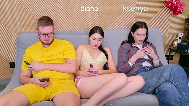 Ksenny online show from March 25, 5:02 am