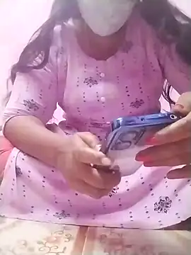 Tamilpriya46 online show from December 21, 5:29 pm