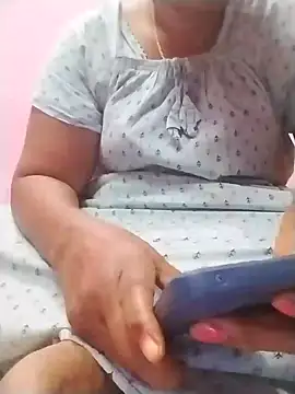 Tamilpriya46 online show from January 18, 10:49 am