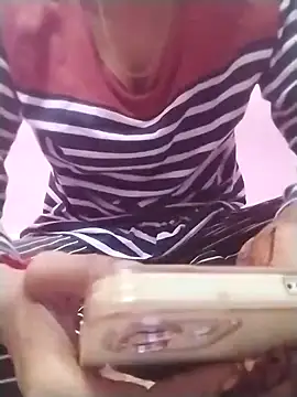 Tamilpriya46 online show from February 11, 7:02 am