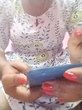 Tamilpriya46 online show from February 12, 8:06 am