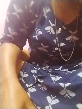 Tamilpriya46 online show from February 18, 5:10 pm