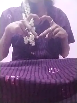 Tamilpriya46 online show from February 20, 4:57 pm