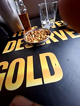 Snapshot of Exhibitionist1508 chatting on September 13, 5:40 am Exhibitionist1508 online show from September 13, 5:40 am