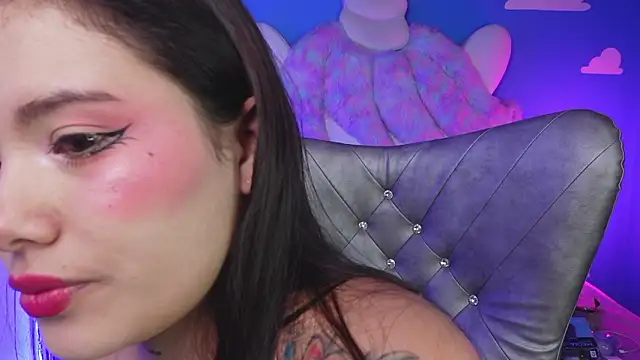 miss keisi online show from January 15, 6:00 pm