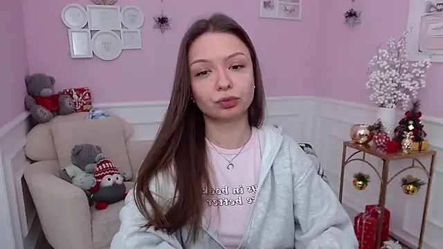 LucySkilar online show from January 8, 5:32 am