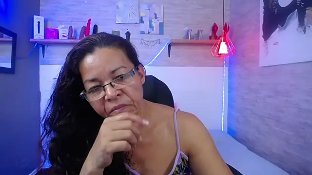 MaturePure online show from October 10, 9:25 pm