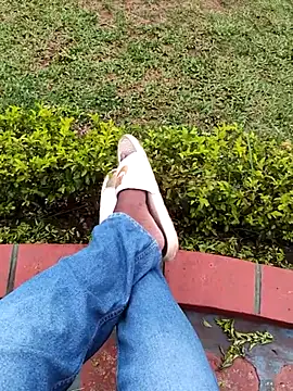 Snapshot of Brown_Munda047 chatting on July 8, 12:31 pm Brown Munda047 online show from July 8, 12:31 pm