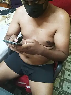 Snapshot of Brown_Munda047 chatting on July 16, 9:54 pm Brown Munda047 online show from July 16, 9:54 pm