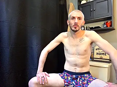 Snapshot of Rickeyslatter chatting on October 3, 7:00 pm Rickeyslatter online show from October 3, 7:00 pm