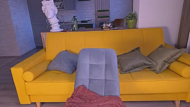 Snapshot of Eerectioneering chatting on January 5, 12:10 pm Eerectioneering online show from January 5, 12:10 pm