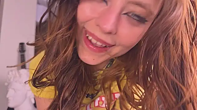 Snapshot of Eerectioneering chatting on February 15, 1:05 pm Eerectioneering online show from February 15, 1:05 pm