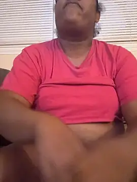 ebonyred online show from February 8, 11:30 pm