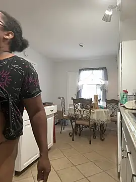 ebonyred online show from July 17, 12:23 pm