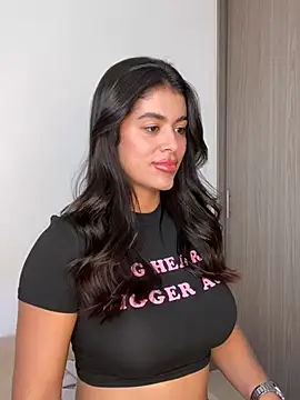 MelissaWaltton online show from March 12, 8:31 pm