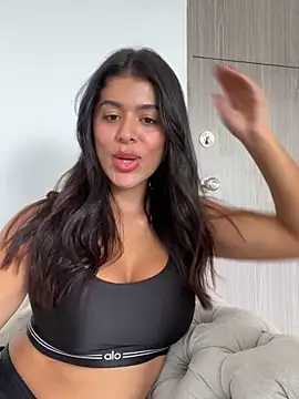 MelissaWaltton online show from March 13, 3:50 pm