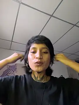 Snapshot of _Apola_77 chatting on June 24, 10:20 pm Apola 77 online show from June 24, 10:20 pm