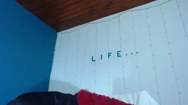 Snapshot of camila_delarosa chatting on February 6, 7:18 pm camila delarosa online show from February 6, 7:18 pm