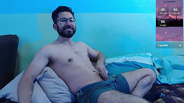 Snapshot of teddy_foster chatting on February 24, 1:10 pm teddy foster online show from February 24, 1:10 pm