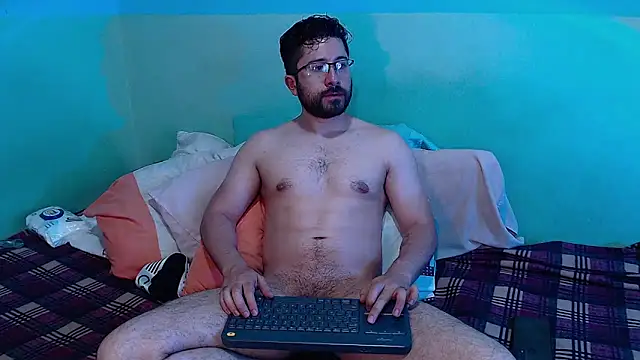 Snapshot of teddy_foster chatting on October 6, 7:11 pm teddy foster online show from October 6, 7:11 pm