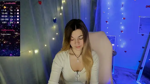 Sweet me  online show from March 10, 7:10 am