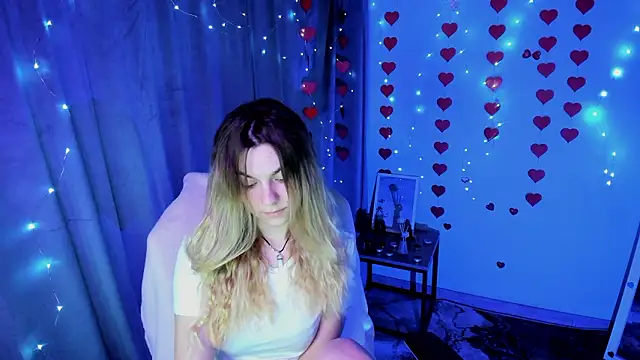 Sweet me  online show from March 21, 6:51 am