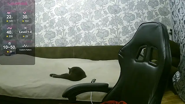 Snapshot of Sabrina_Poison chatting on December 14, 4:01 am Sabrina Poison online show from December 14, 4:01 am