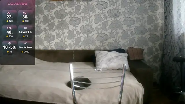 Snapshot of Sabrina_Poison chatting on June 3, 2:47 am Sabrina Poison online show from June 3, 2:47 am