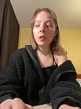 Crayzy Luv online show from January 16, 9:51 pm