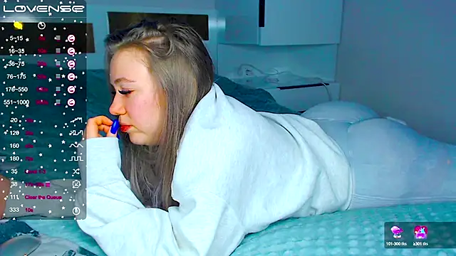 Snapshot of kitti_kaattt chatting on February 8, 7:26 am kitti kaattt online show from February 8, 7:26 am