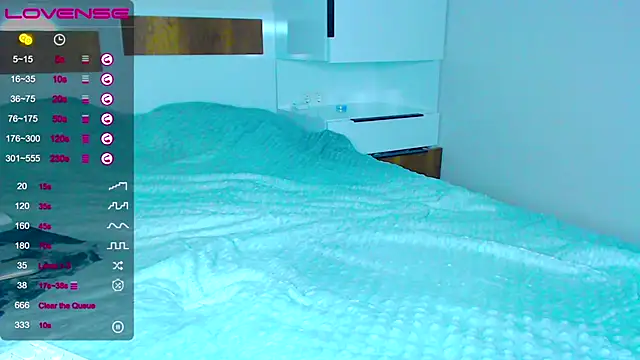 Snapshot of kitti_kaattt chatting on September 21, 4:08 pm kitti kaattt online show from September 21, 4:08 pm