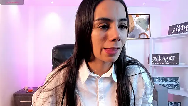 Snapshot of martina_mancini chatting on June 28, 11:27 am martina mancini online show from June 28, 11:27 am