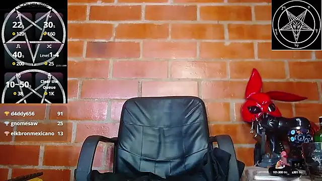 Snapshot of Domina_Lilith chatting on January 27, 6:41 am Domina Lilith online show from January 27, 6:41 am