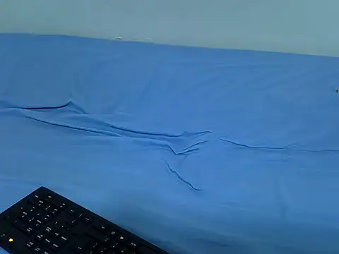 drowllie online show from February 6, 3:44 am