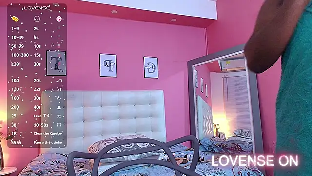 Snapshot of MiissBNasty chatting on December 26, 2:55 am MiissBNasty online show from December 26, 2:55 am