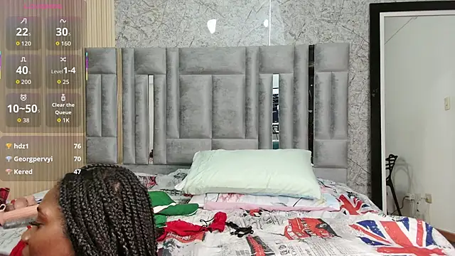 Snapshot of MiissBNasty chatting on October 24, 2:41 am MiissBNasty online show from October 24, 2:41 am