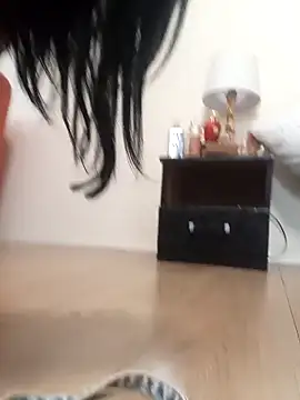 Snapshot of GiseleReine chatting on February 10, 3:42 pm GiseleReine online show from February 10, 3:42 pm