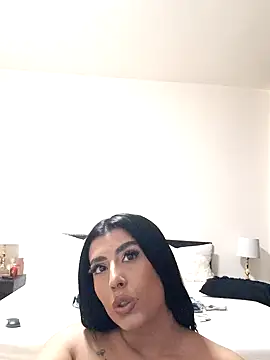 Snapshot of GiseleReine chatting on February 19, 6:32 pm GiseleReine online show from February 19, 6:32 pm