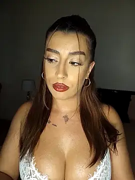 Snapshot of GiseleReine chatting on September 9, 2:05 pm GiseleReine online show from September 9, 2:05 pm