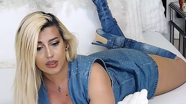 GiseleReine online show from March 6, 11:28 am