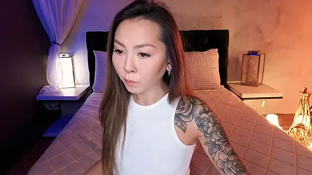 im casey online show from November 12, 7:20 am