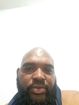 Snapshot of Sny- chatting on March 2, 6:37 pm Sny- online show from March 2, 6:37 pm