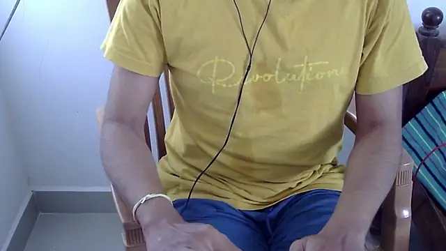 The SHY uncut online show from January 17, 9:36 am