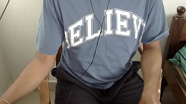 The SHY uncut online show from February 1, 4:33 am