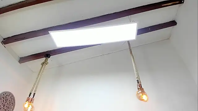 Oriana Guzman online show from January 15, 1:09 pm