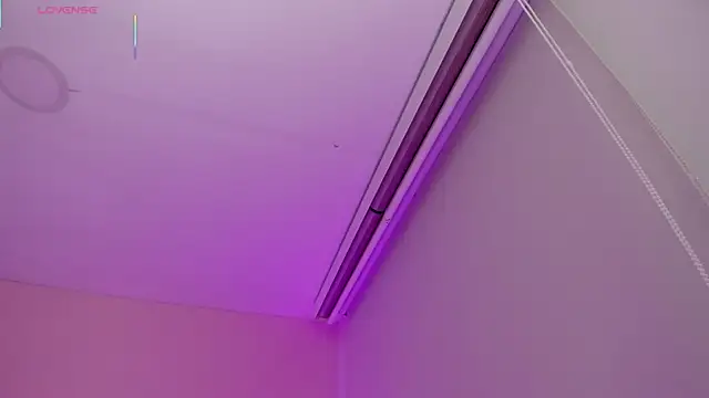 Oriana Guzman online show from March 4, 1:22 am